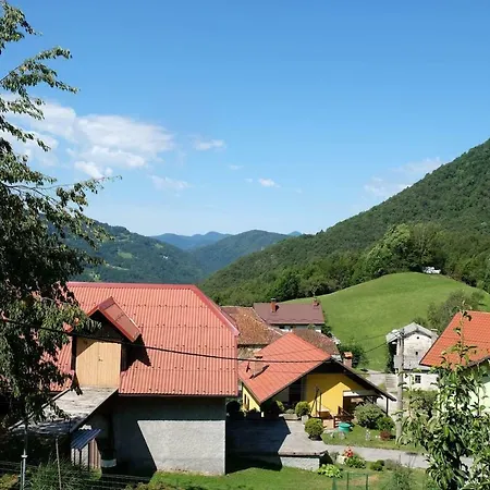 Pocitniska Hisa Maria Apartman
